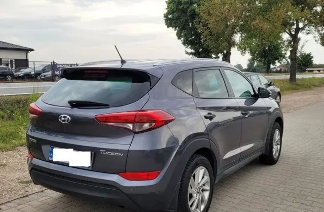 HYUNDAI Tucson 