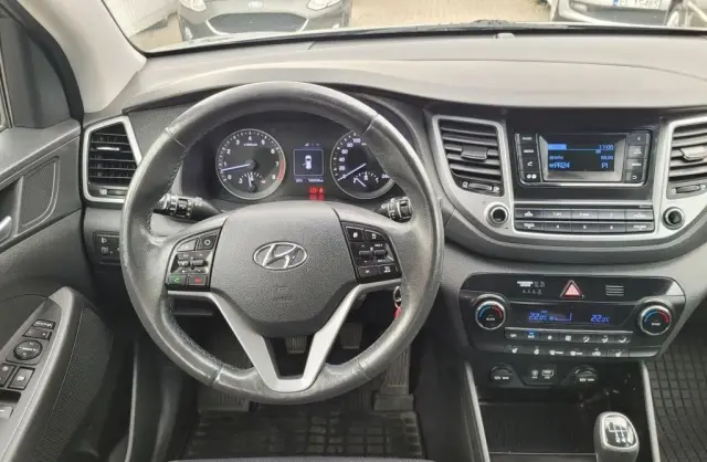 HYUNDAI Tucson 