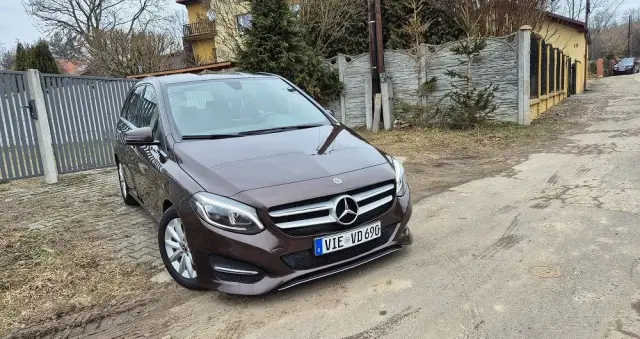 MERCEDES-BENZ Klasa B 180 (CDI) d Urban