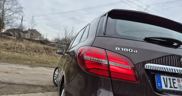 MERCEDES-BENZ Klasa B 180 (CDI) d Urban