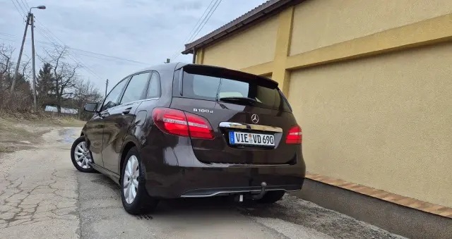 MERCEDES-BENZ Klasa B 180 (CDI) d Urban
