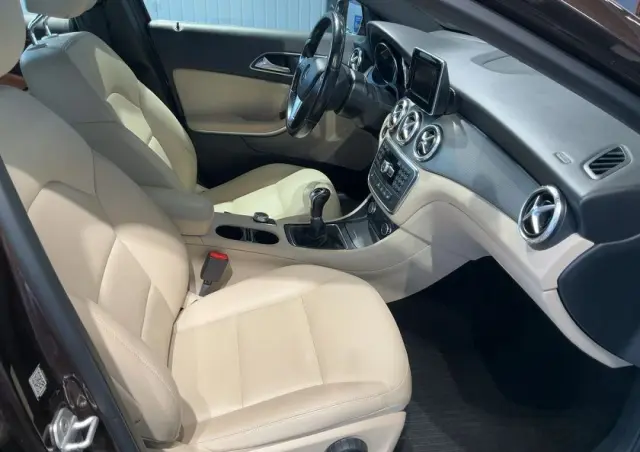 MERCEDES-BENZ Klasa B 180 (CDI) d Urban