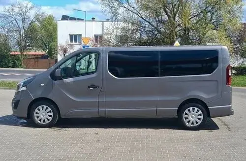 OPEL Vivaro 