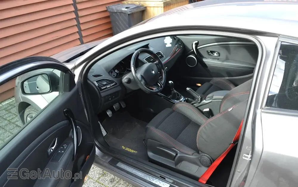 RENAULT Megane 2.0 16V R.S