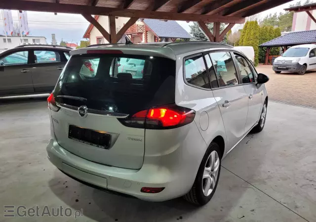 OPEL Zafira 1.4 T Cosmo EU6