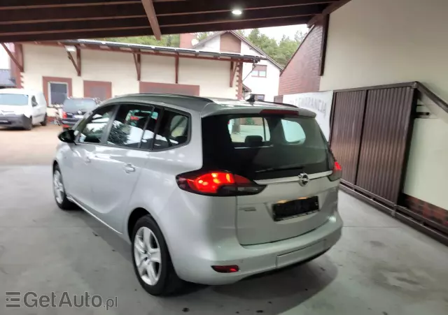 OPEL Zafira 1.4 T Cosmo EU6