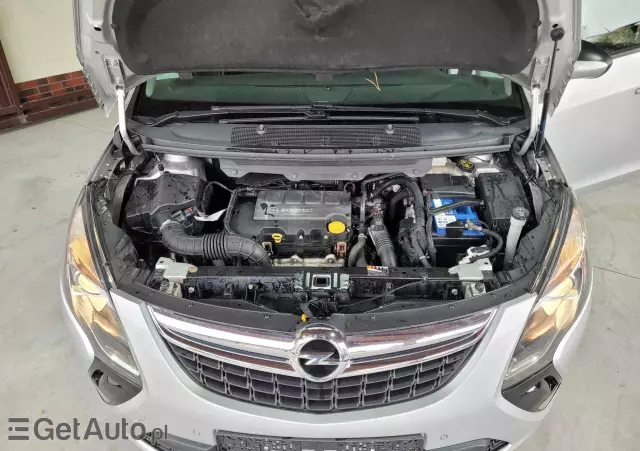 OPEL Zafira 1.4 T Cosmo EU6