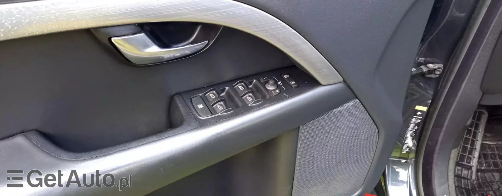 VOLVO V70 2.4 D (163 KM)