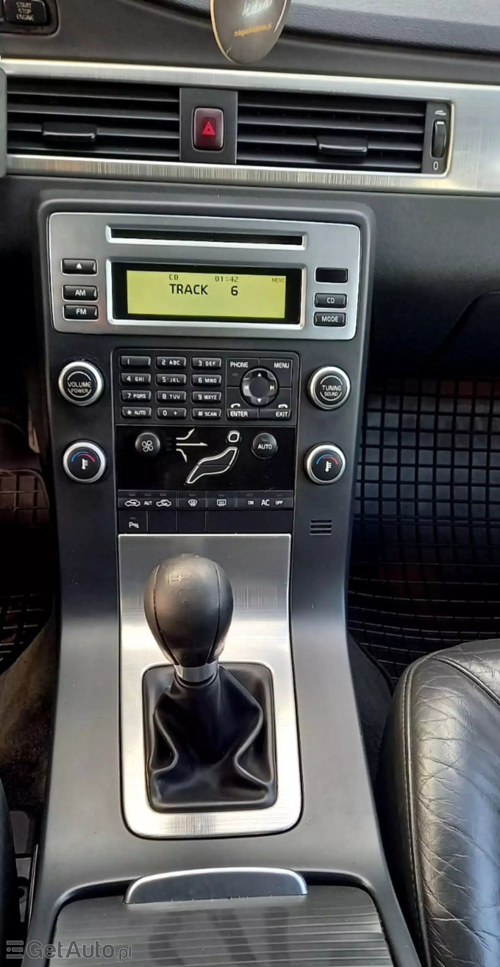 VOLVO V70 2.4 D (163 KM)