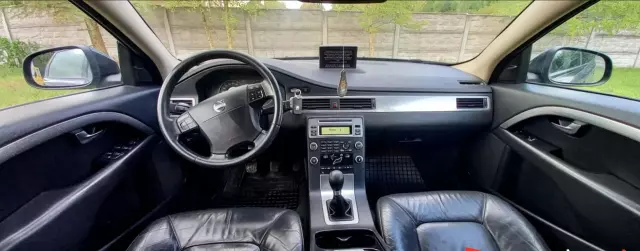 VOLVO V70 2.4 D (163 KM)