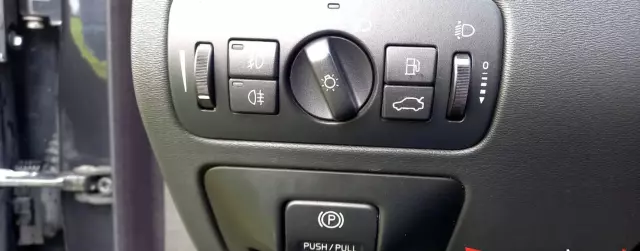 VOLVO V70 2.4 D (163 KM)