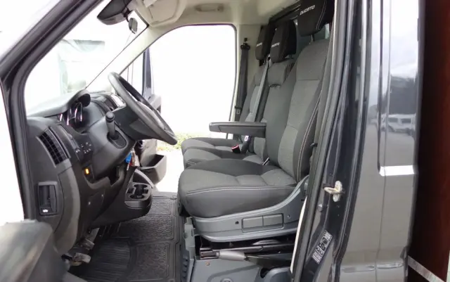 FIAT Ducato 2.3 MJT 140 KM Maxi  Skrzynia HDS 