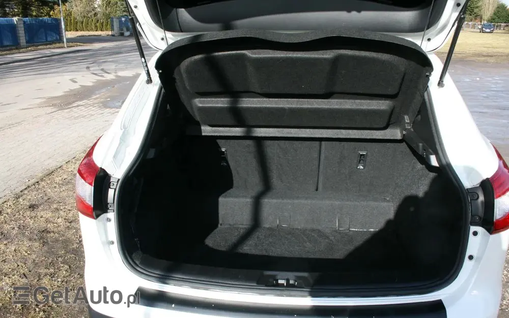 NISSAN Qashqai 1.2 DIG-T Acenta EU6