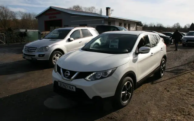 NISSAN Qashqai 1.2 DIG-T Acenta EU6