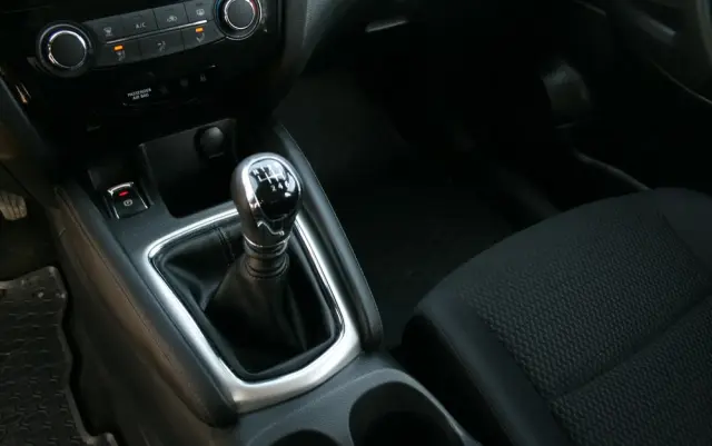 NISSAN Qashqai 1.2 DIG-T Acenta EU6