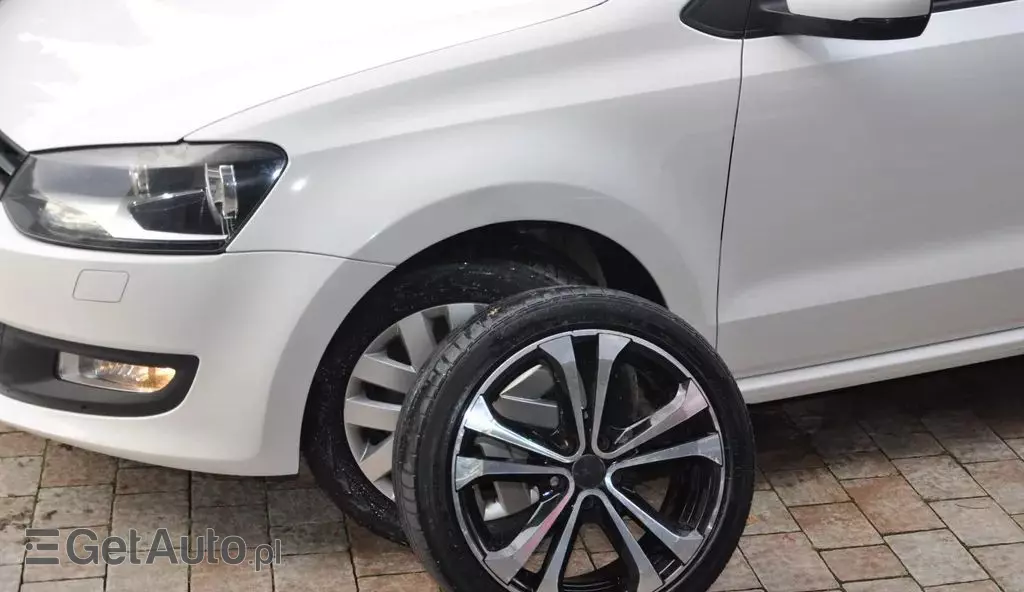 VOLKSWAGEN Polo 1.4 (85 KM) 5-dr