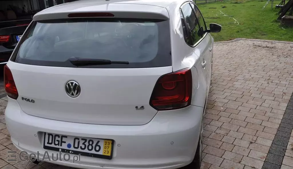 VOLKSWAGEN Polo 1.4 (85 KM) 5-dr