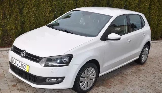 VOLKSWAGEN Polo 1.4 (85 KM) 5-dr