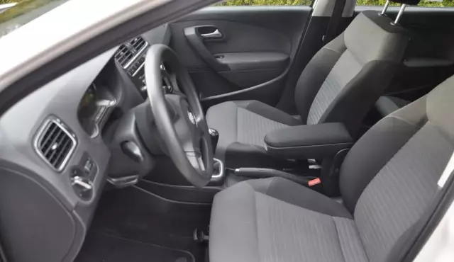 VOLKSWAGEN Polo 1.4 (85 KM) 5-dr