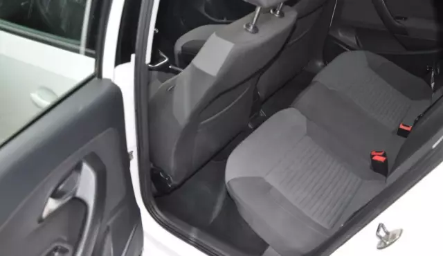 VOLKSWAGEN Polo 1.4 (85 KM) 5-dr