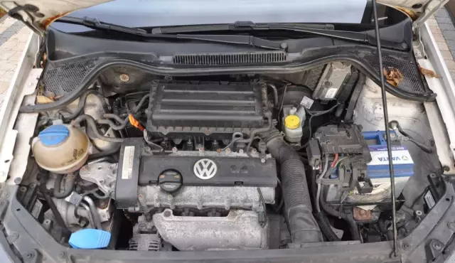 VOLKSWAGEN Polo 1.4 (85 KM) 5-dr