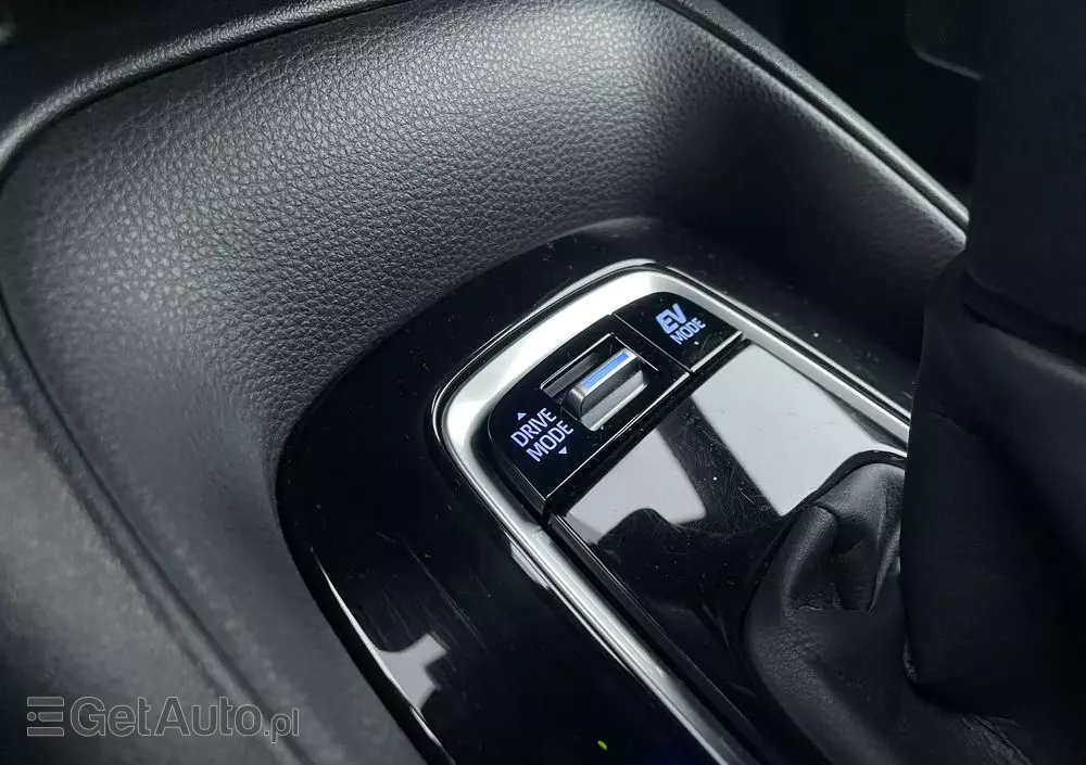 TOYOTA Corolla 1.8 Hybrid Comfort