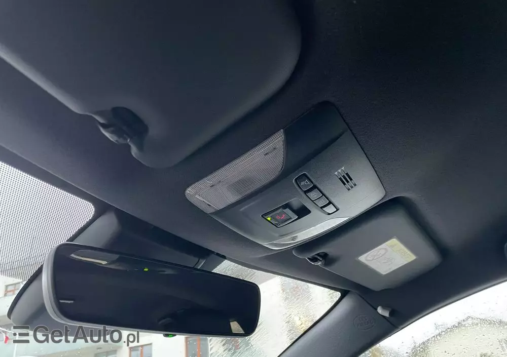 TOYOTA Corolla 1.8 Hybrid Comfort