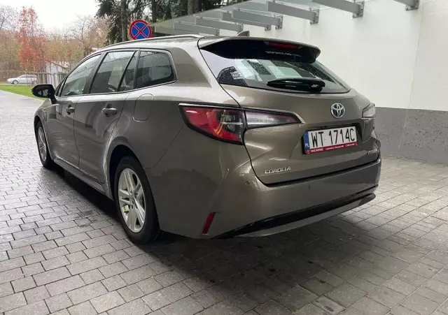 TOYOTA Corolla 1.8 Hybrid Comfort