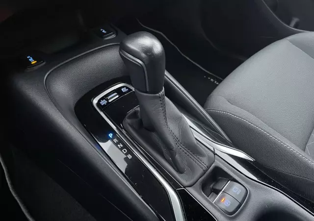 TOYOTA Corolla 1.8 Hybrid Comfort