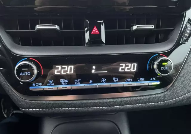 TOYOTA Corolla 1.8 Hybrid Comfort