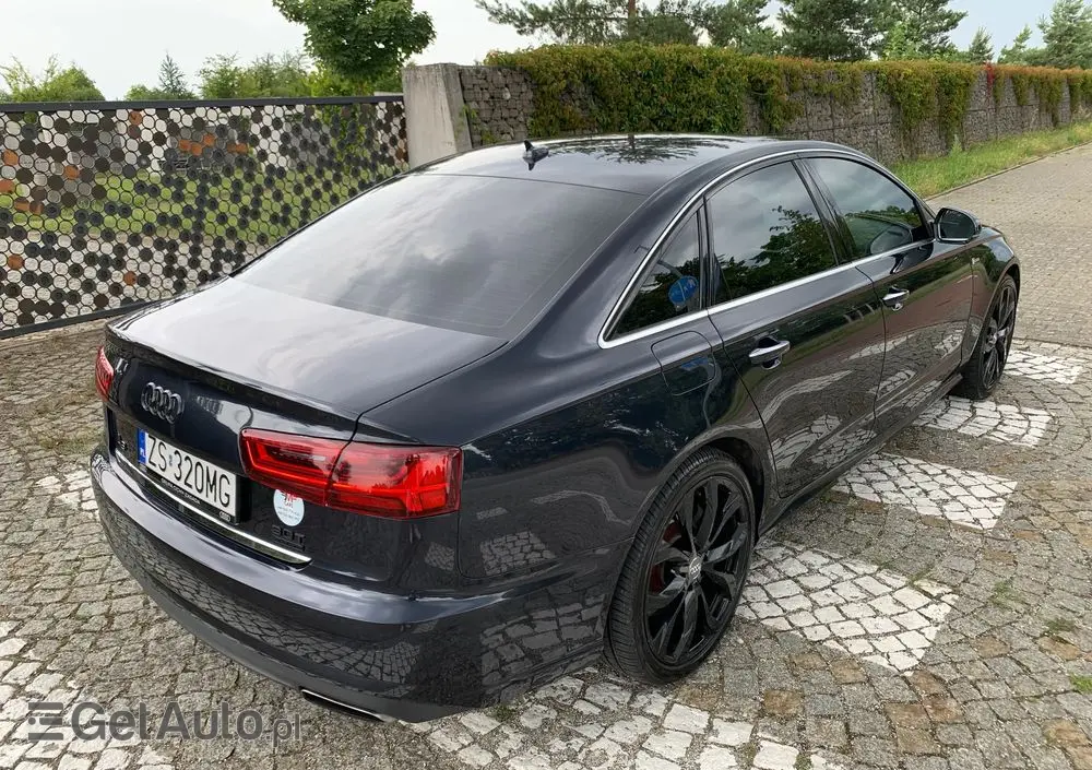 AUDI A6 Limousine 