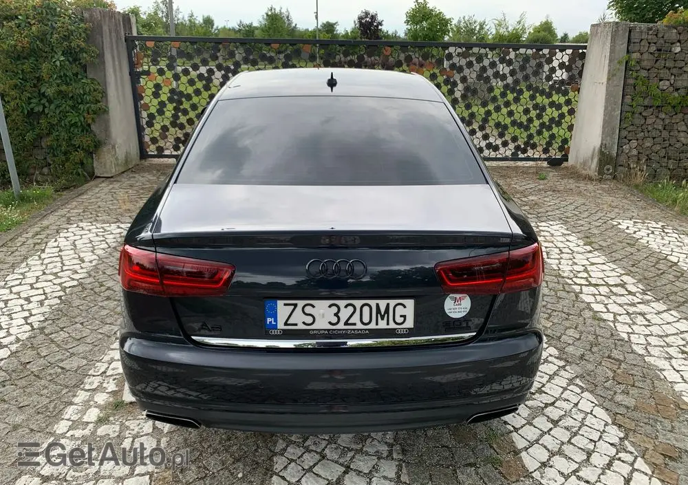 AUDI A6 Limousine 