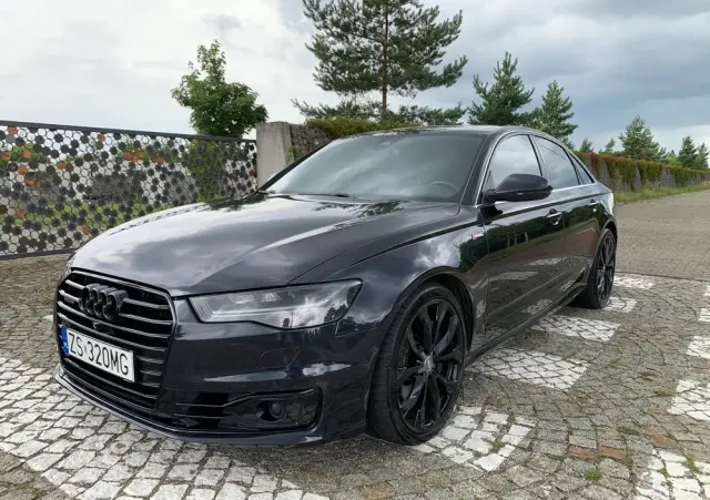 AUDI A6 Limousine 