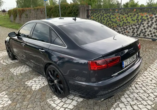 AUDI A6 Limousine 