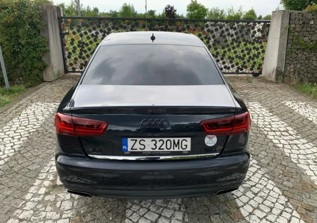 AUDI A6 Limousine 