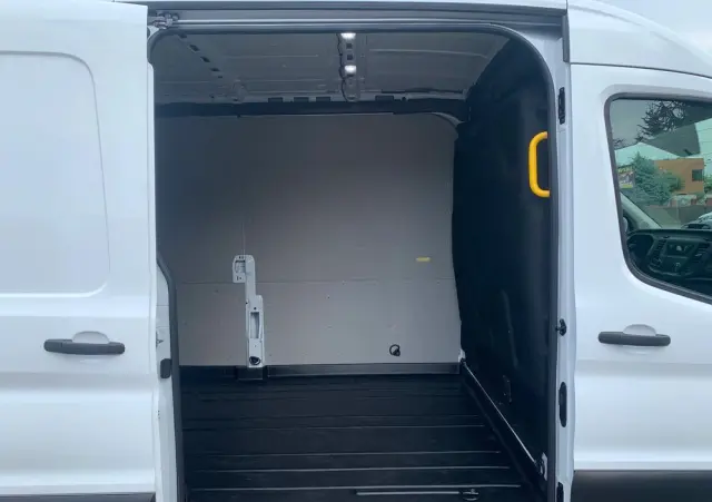 FORD TRANSIT 350 2,0 Ecoblue Trend 130KM L3H2 