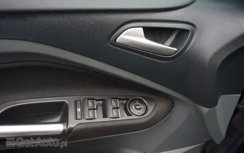 FORD C-MAX 2.0 TDCi Trend MPS6