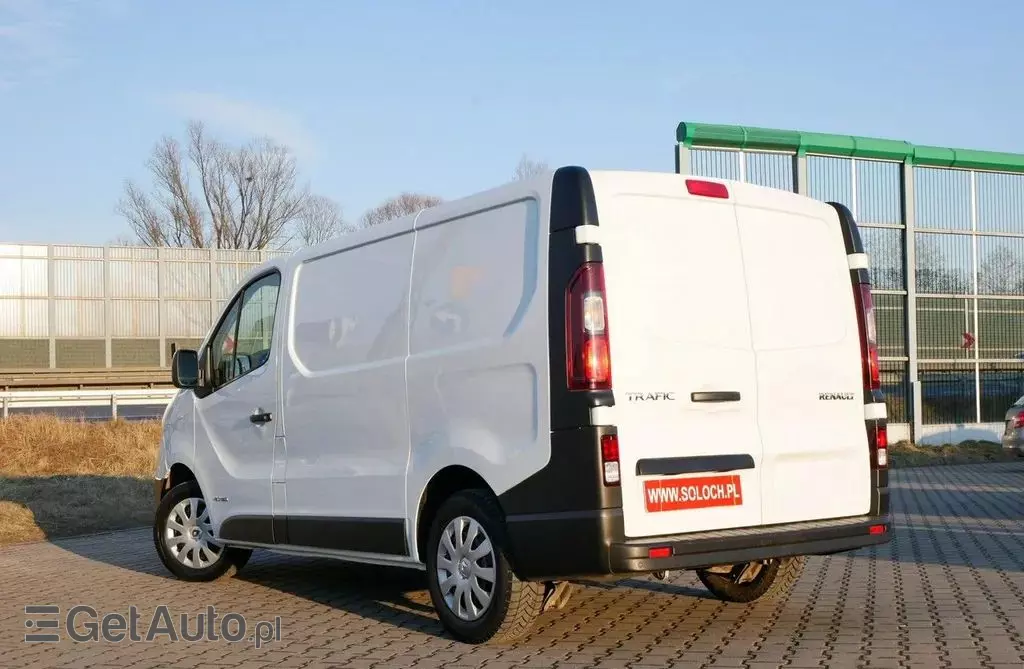 RENAULT Trafic 