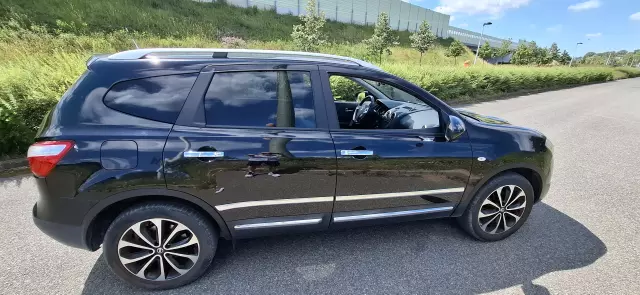 NISSAN Qashqai+2 