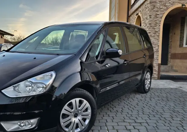 FORD Galaxy 2.0 Ghia