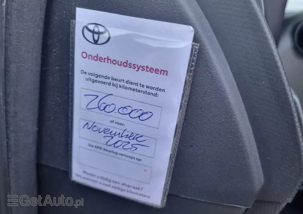 TOYOTA Auris 1.8 HSD Prestige NAVI