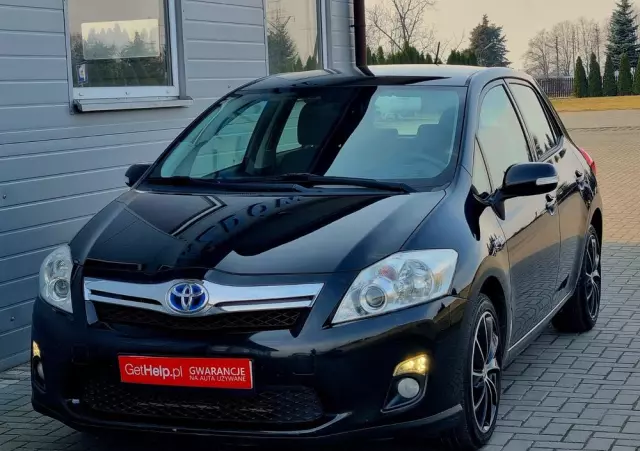 TOYOTA Auris 1.8 HSD Prestige NAVI