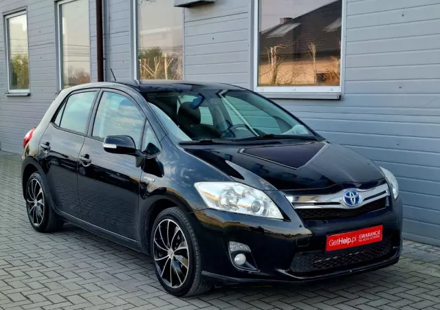 TOYOTA Auris 1.8 HSD Prestige NAVI