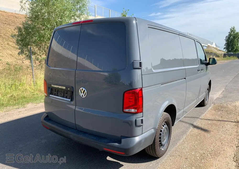 VOLKSWAGEN Transporter 