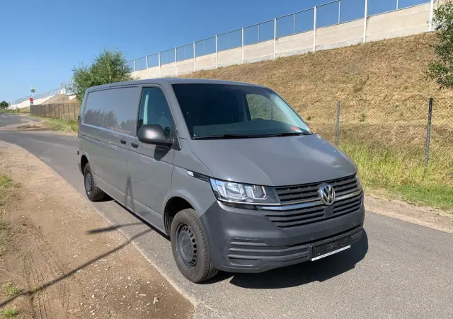 VOLKSWAGEN Transporter 