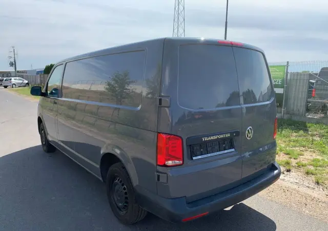 VOLKSWAGEN Transporter 