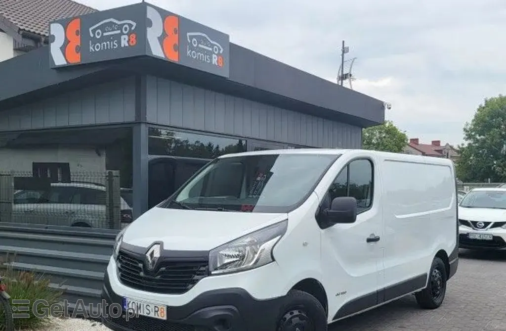 RENAULT Trafic 