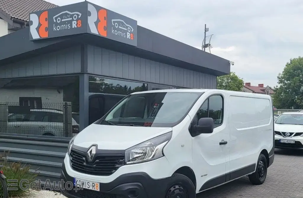 RENAULT Trafic 