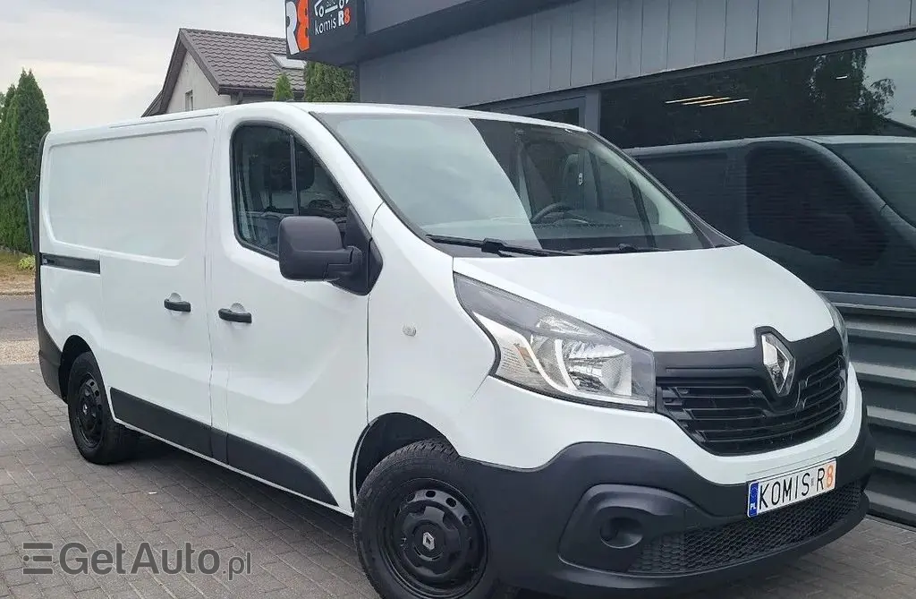 RENAULT Trafic 