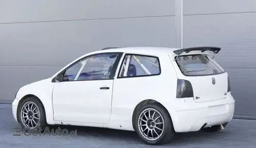VOLKSWAGEN Polo Rallycross 